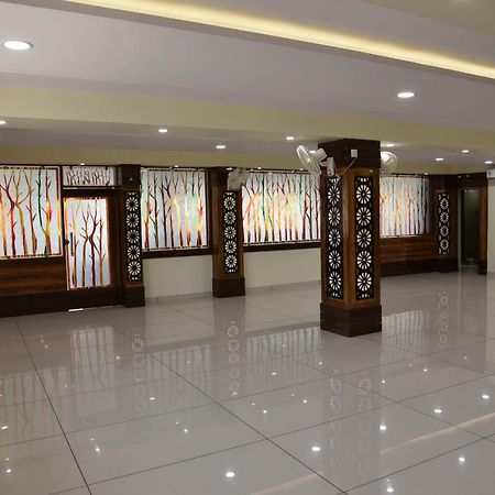 Hotel Pushpanjali Бхопал Экстерьер фото