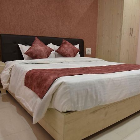 Hotel Pushpanjali Бхопал Экстерьер фото