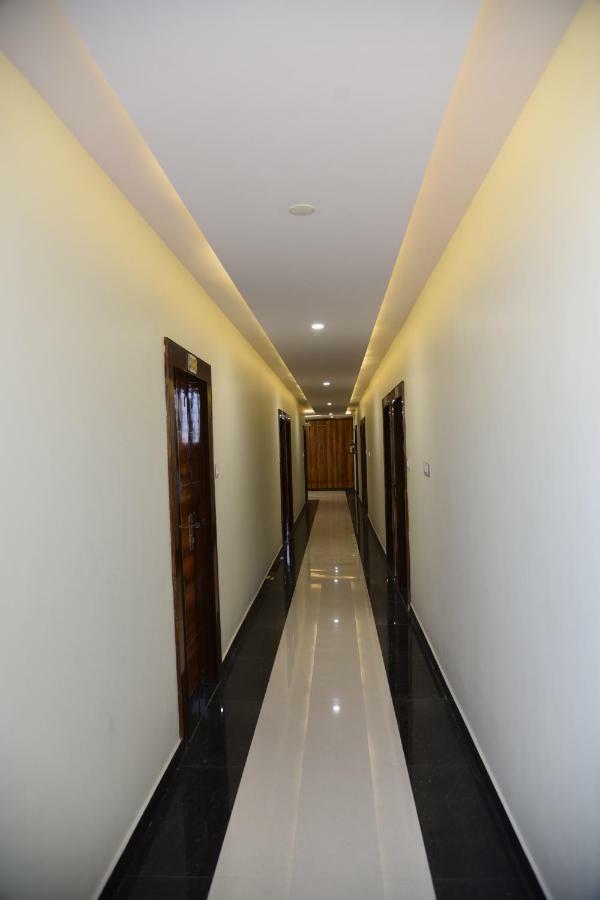 Hotel Pushpanjali Бхопал Экстерьер фото