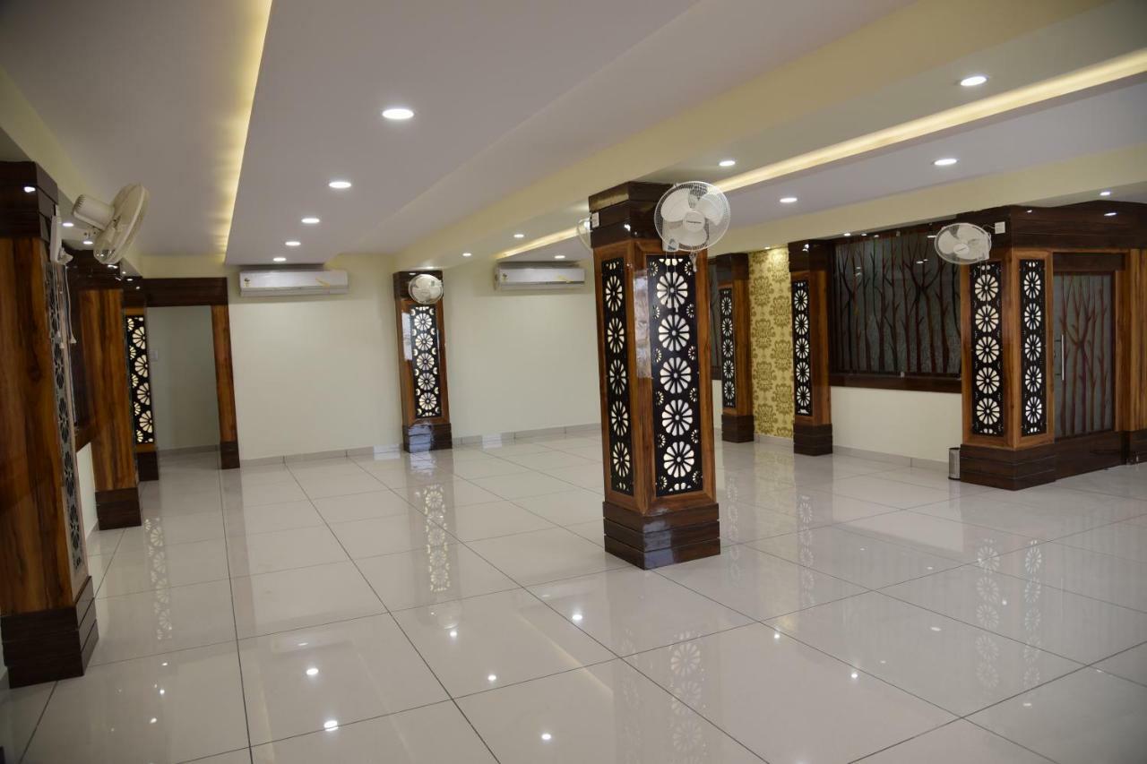Hotel Pushpanjali Бхопал Экстерьер фото